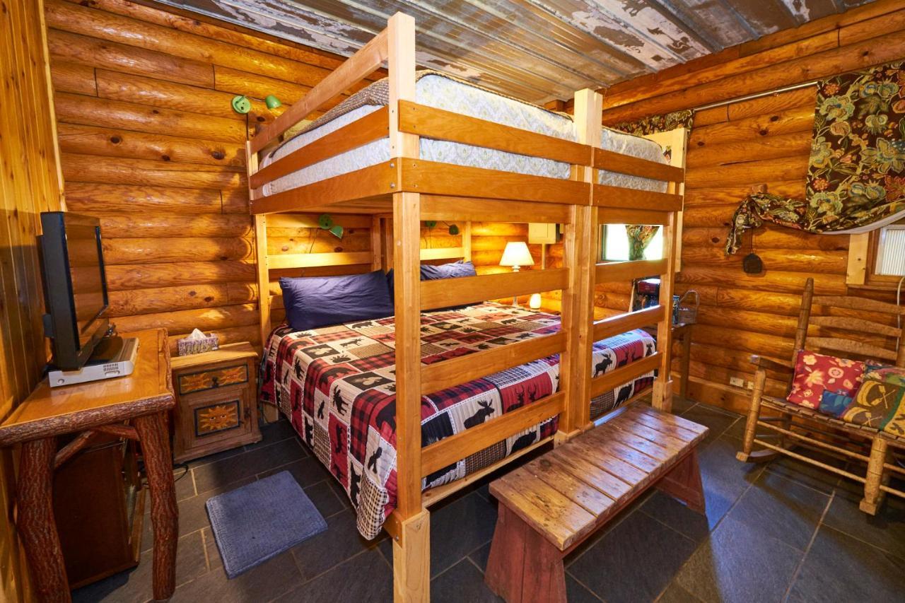 Creekwalk Inn Bed And Breakfast With Cabins Cosby Luaran gambar