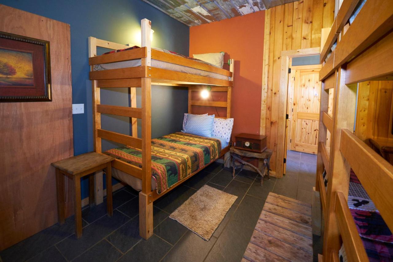 Creekwalk Inn Bed And Breakfast With Cabins Cosby Luaran gambar