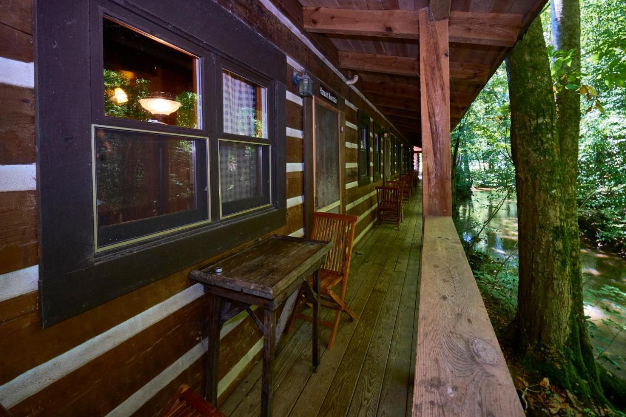 Creekwalk Inn Bed And Breakfast With Cabins Cosby Luaran gambar