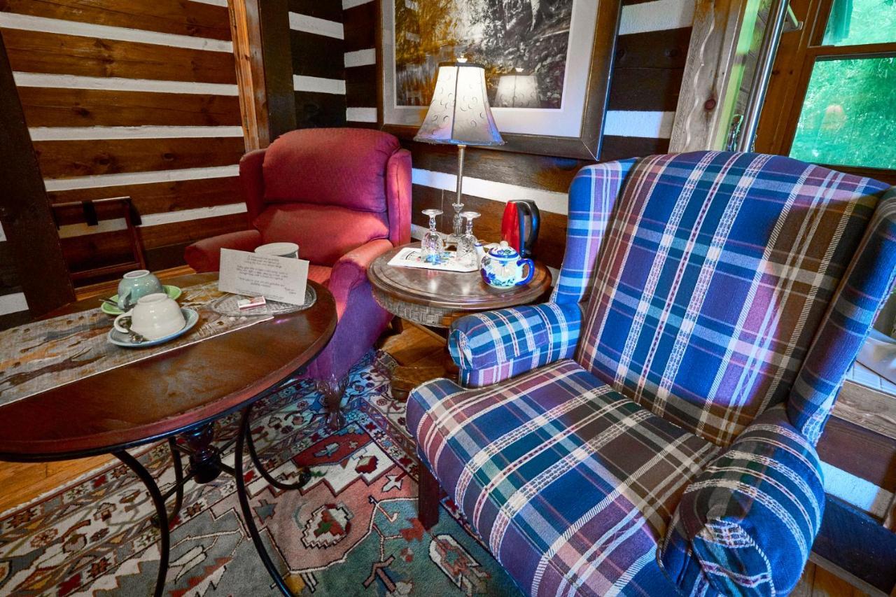Creekwalk Inn Bed And Breakfast With Cabins Cosby Luaran gambar