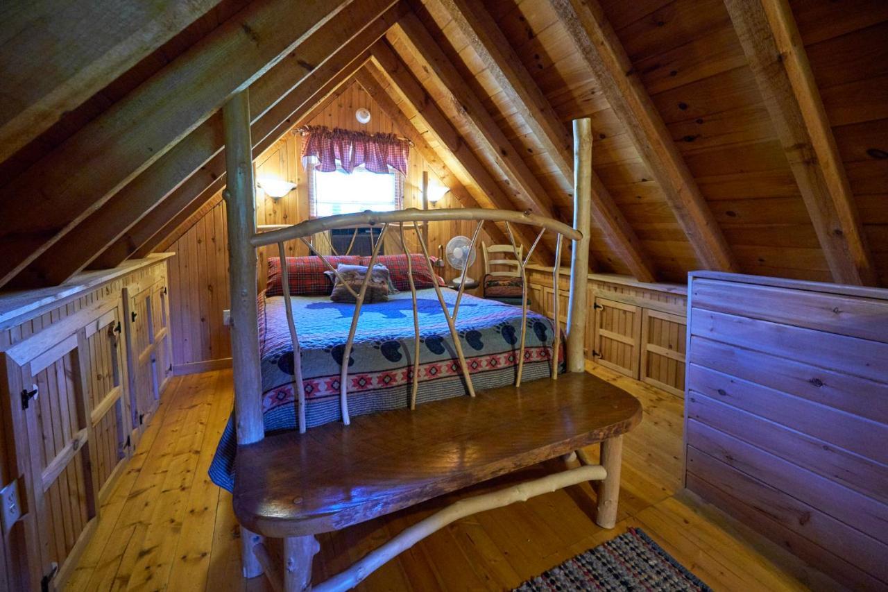 Creekwalk Inn Bed And Breakfast With Cabins Cosby Luaran gambar
