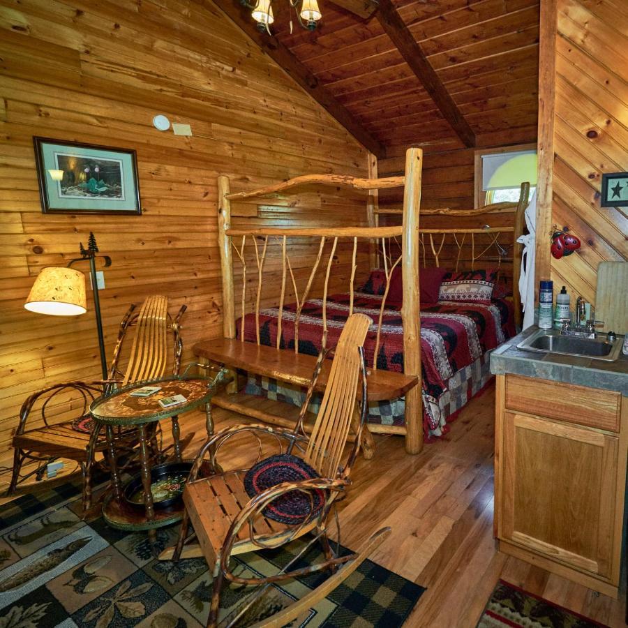 Creekwalk Inn Bed And Breakfast With Cabins Cosby Luaran gambar